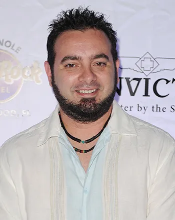 1383423664_chris kirkpatrick wedding_3