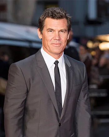 1383493436_josh brolin v