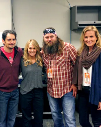 1383766684_duck dynasty brad paisley carrie underwood 350