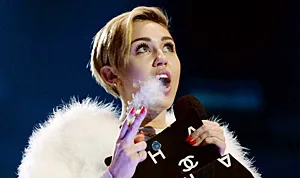 1384176031_miley cyrus 178