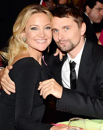 1384197089_kate hudson matthew bellamy 441