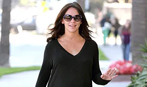 1384292888_jennifer love hewitt 300