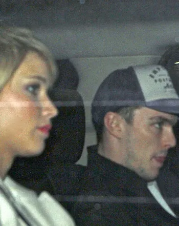 1385149964_jennifer lawrence nicholas hoult 441