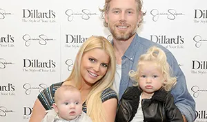 1385306916_ace johnson jessica simpson eric johnson maxwell johnson_4