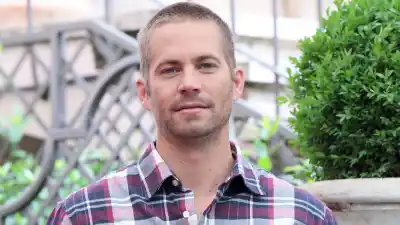 1385924827_paul-walker-1-zoom