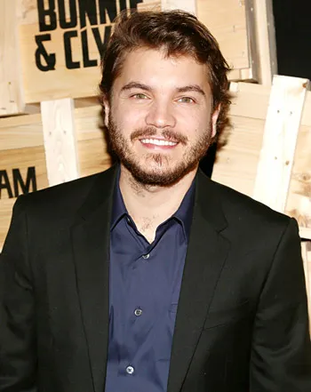 1386095669_emile hirsch 441