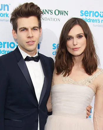 1386176230_keira knightley james righton 441