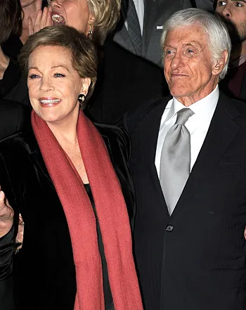 1386694261_julie andrews dick van dyke 350