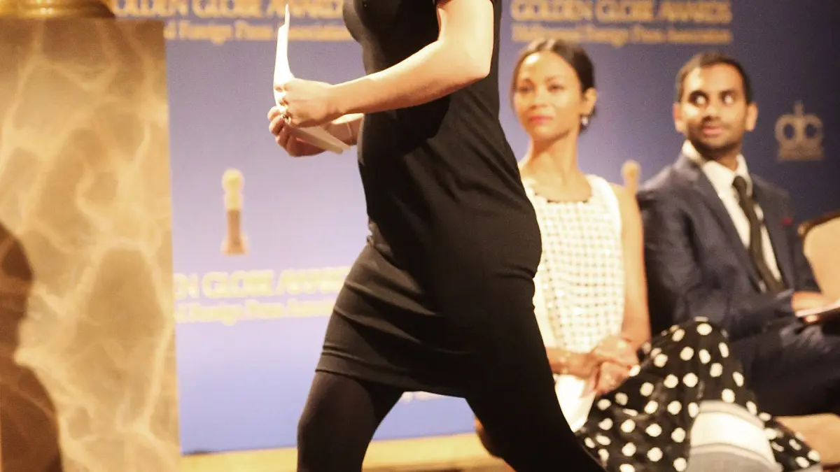 Olivia Wilde and her baby bump at the 2013 Golden Globe Nominations