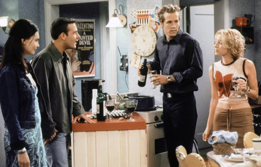 1387297268_ryan reynolds zoom