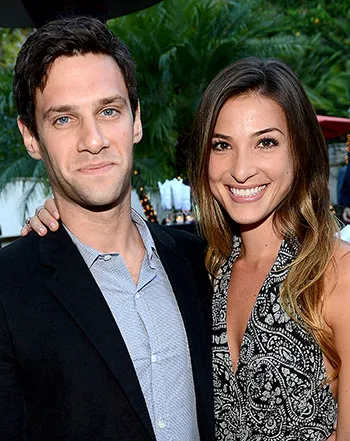 1389037133_justin bartha lia smith 441