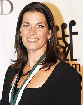 1389127798_nancy kerrigan 441