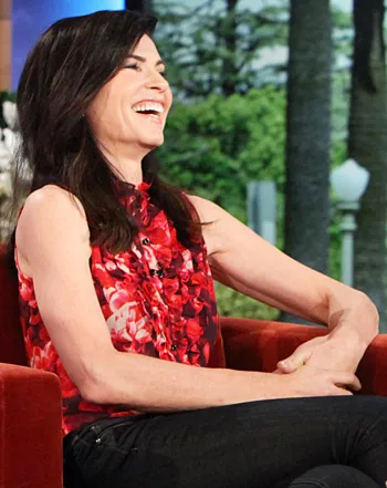 1389807683_julianna margulies ellen degeneres 441