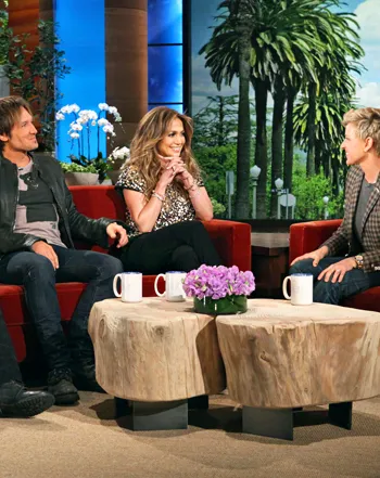 1389826567_ellen degeneres jennifer lopez keith urban harry connick jr 350