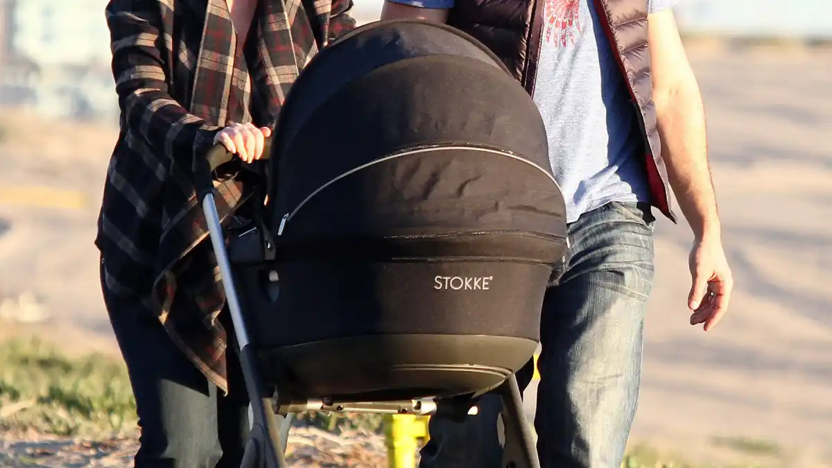 Jennifer Love Hewitt, Brian Hallisay and baby on January 15, 2014