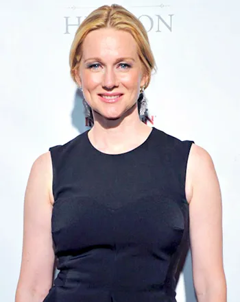 1389999114_151754376_laura linney 350
