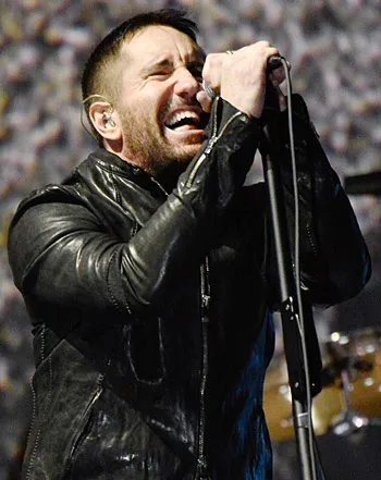 1390828526_trent reznor 441