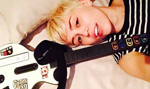 1390835532_miley cyrus 178