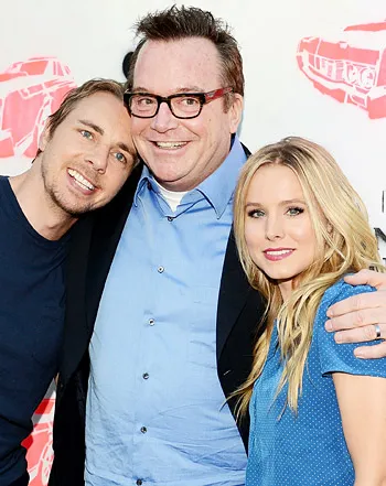 1391115532_dax shepard tom arnold kristen bell 441