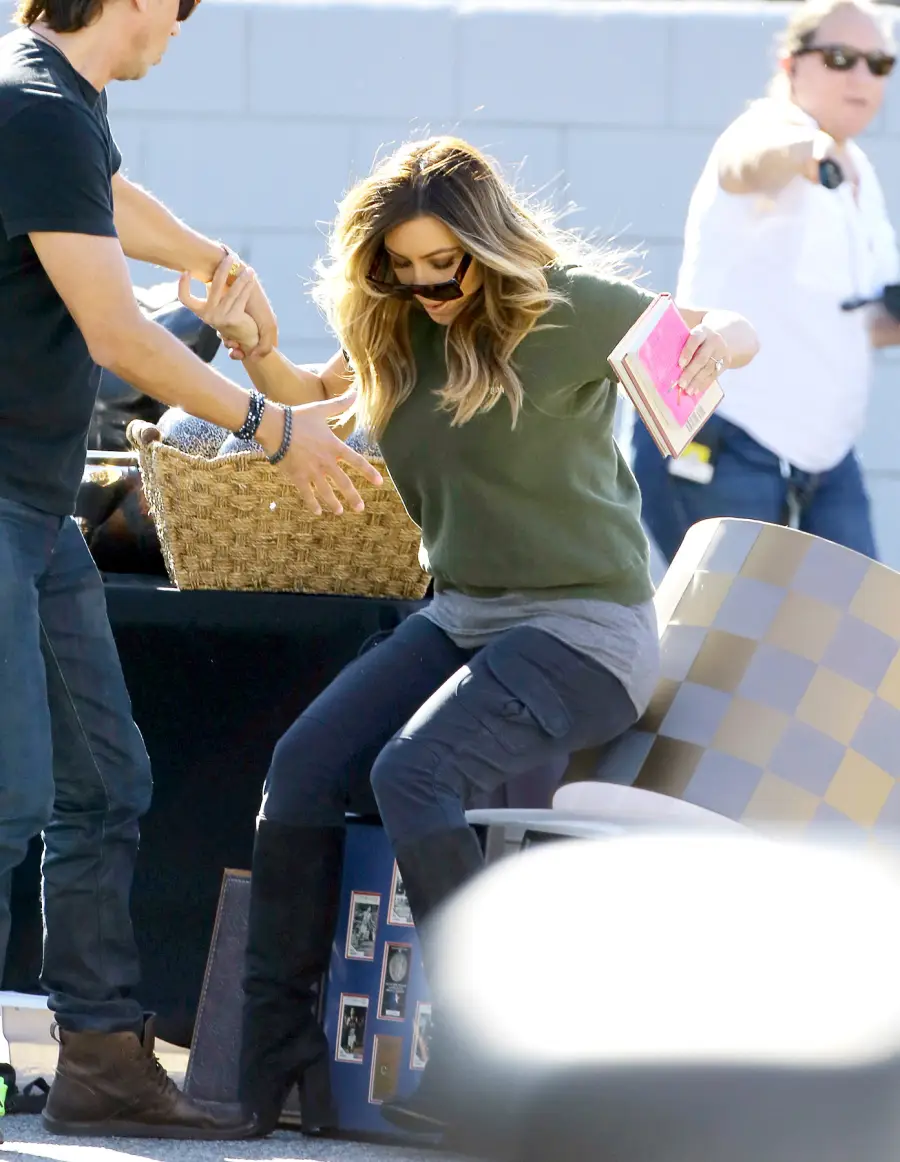 1391528139_kim kardashian zoom