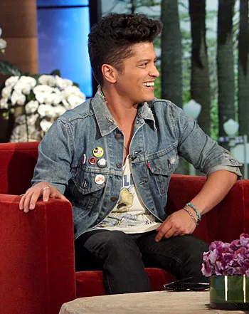 1392138349_bruno mars ellen degeneres 350