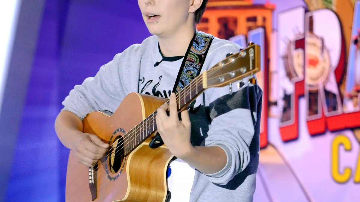 MK Nobilette auditions in front of the judges on AMERICAN IDOL XIII