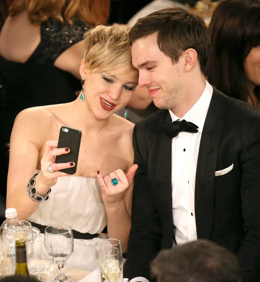 1392387015_jennifer lawrence nicholas hoult zoom
