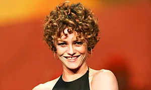 1392664510_469726117_vanessa paradis 300