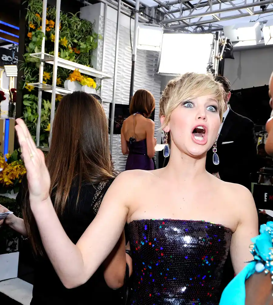 1393254022_jennifer lawrence 3 zoom