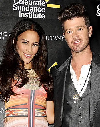1393554471_paula patton robin thicke 350