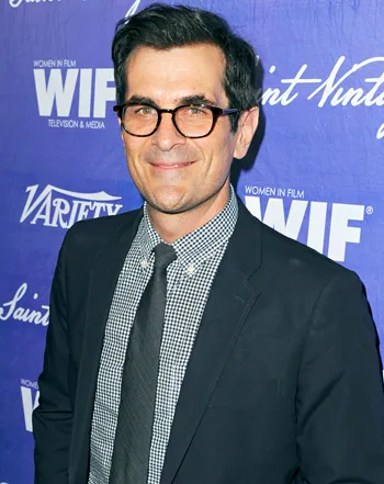 1394044830_152559614_ty burrell 350