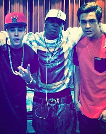 1396459903_justin bieber austin mahone 350