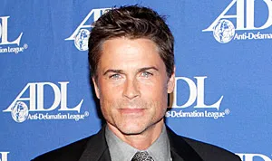 1396888450_rob lowe 178