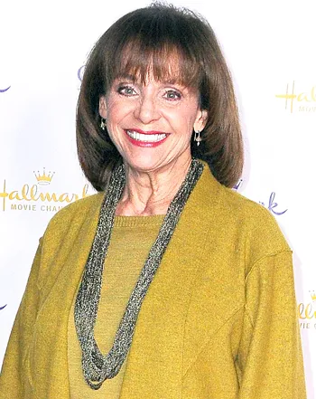 1397839802_466675957_valerie harper 350