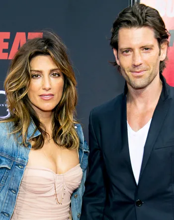 1399057346_171391259_jennifer esposito louis dowler 350