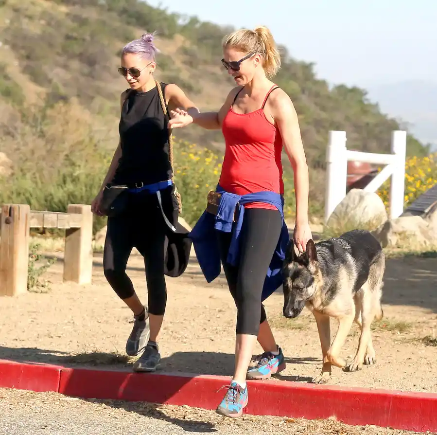 1400092077_nicole richie cameron diaz zoom