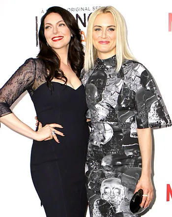 1400253872_laura prepon taylor schilling 350