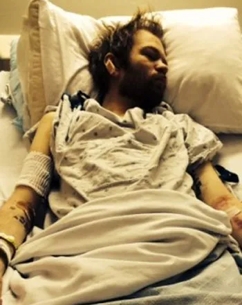 1400434703_deryck whibley hospital_3