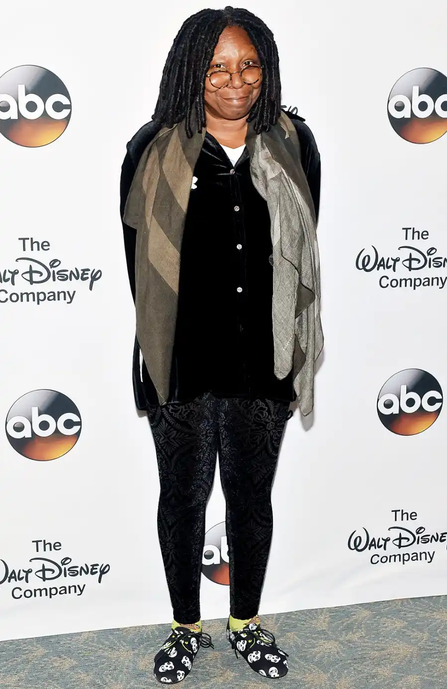 1400704135_whoopi goldberg zoom