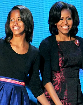 1400778546_155691462_malia obama michelle obama 350