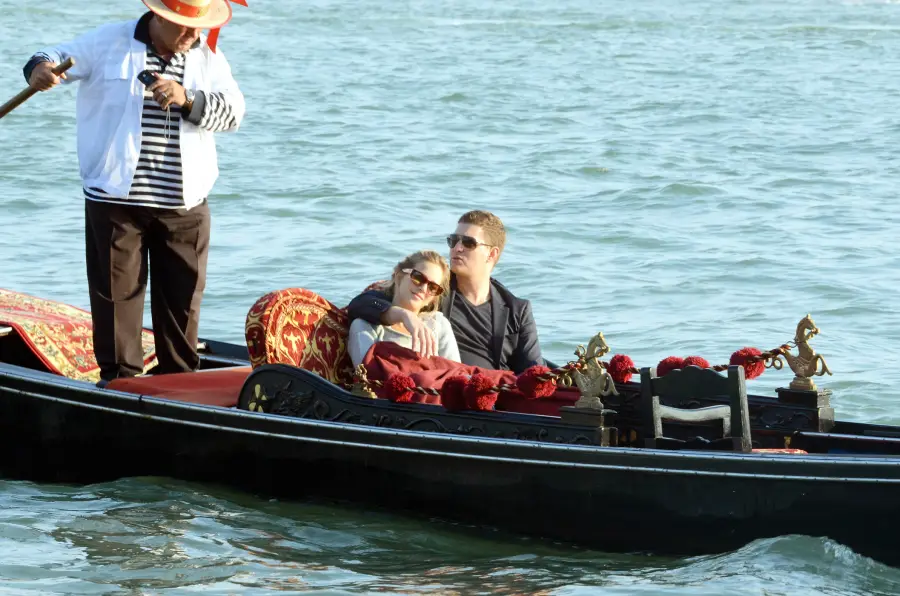 1401470164_honeymoon michael buble zoom