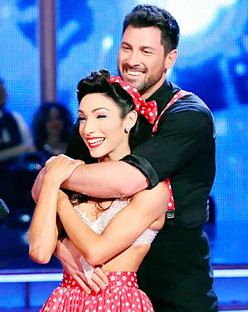 1401815112_meryl davis maksim chmerkovskiy 441
