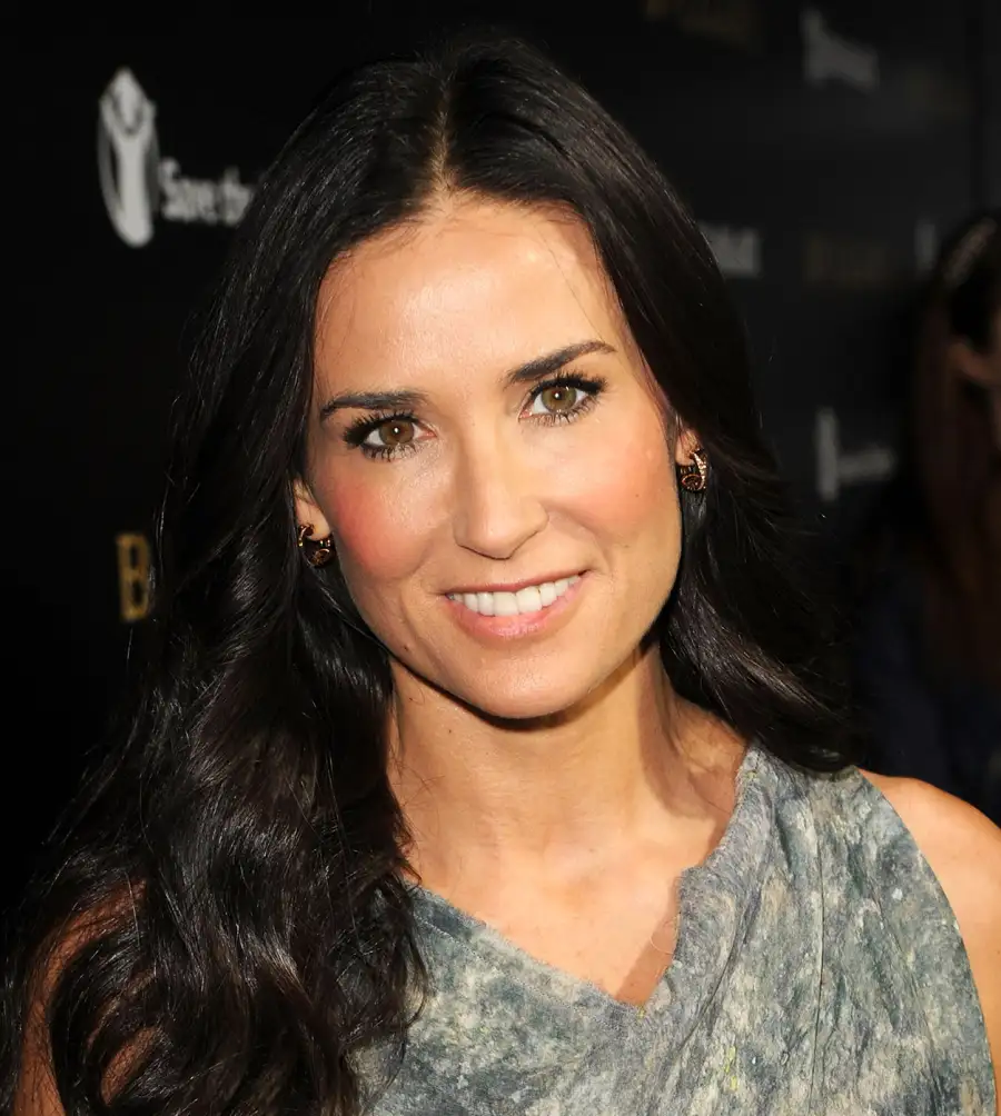 1402344435_demi moore zoom