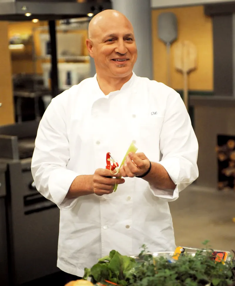 1402349827_tom colicchio zoom