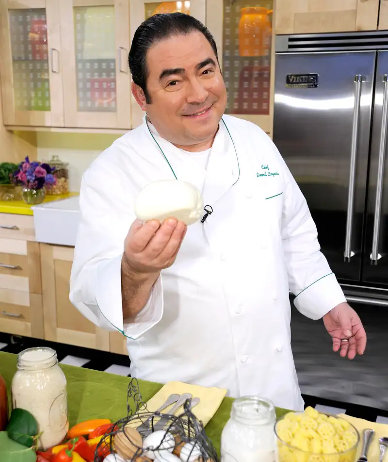 1402350063_emeril lagasse zoom