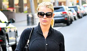 1403796026_jessica simpson 300