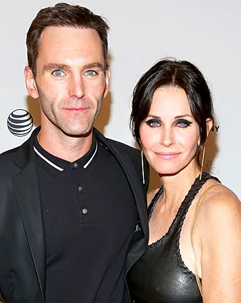 1403895045_486557349_courteney cox johnny mcdaid 350