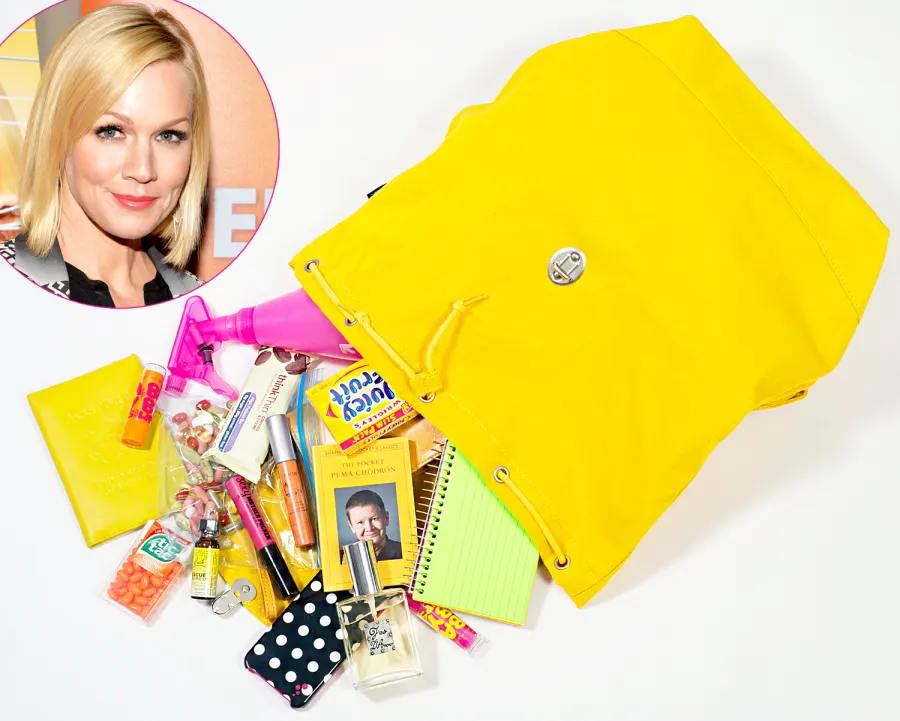 1404174083_jennie garth bag zoom