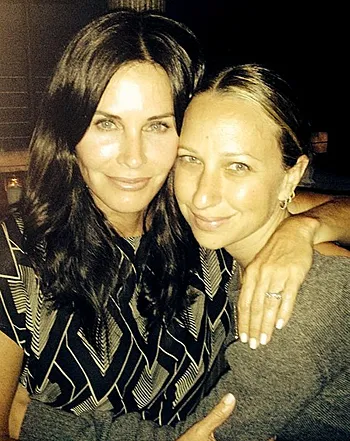 1404243156_courteney cox jennifer meyer 441