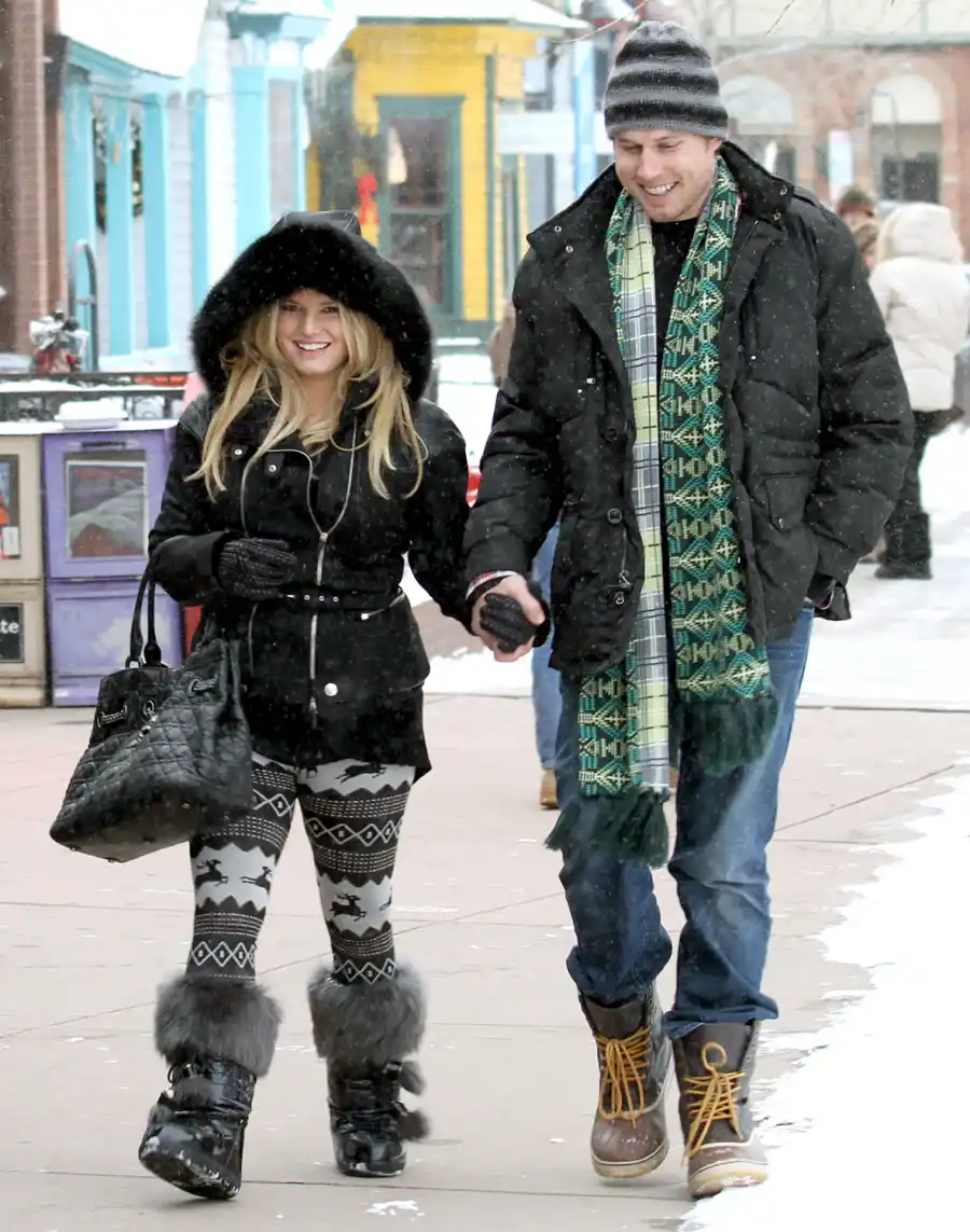 1404319799_december 31 2010 zoom